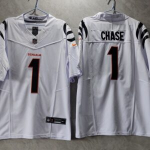 Nike Bengals 1 Ja'Marr Chase White 2023 F.U.S.E Vapor Limited Men Jersey