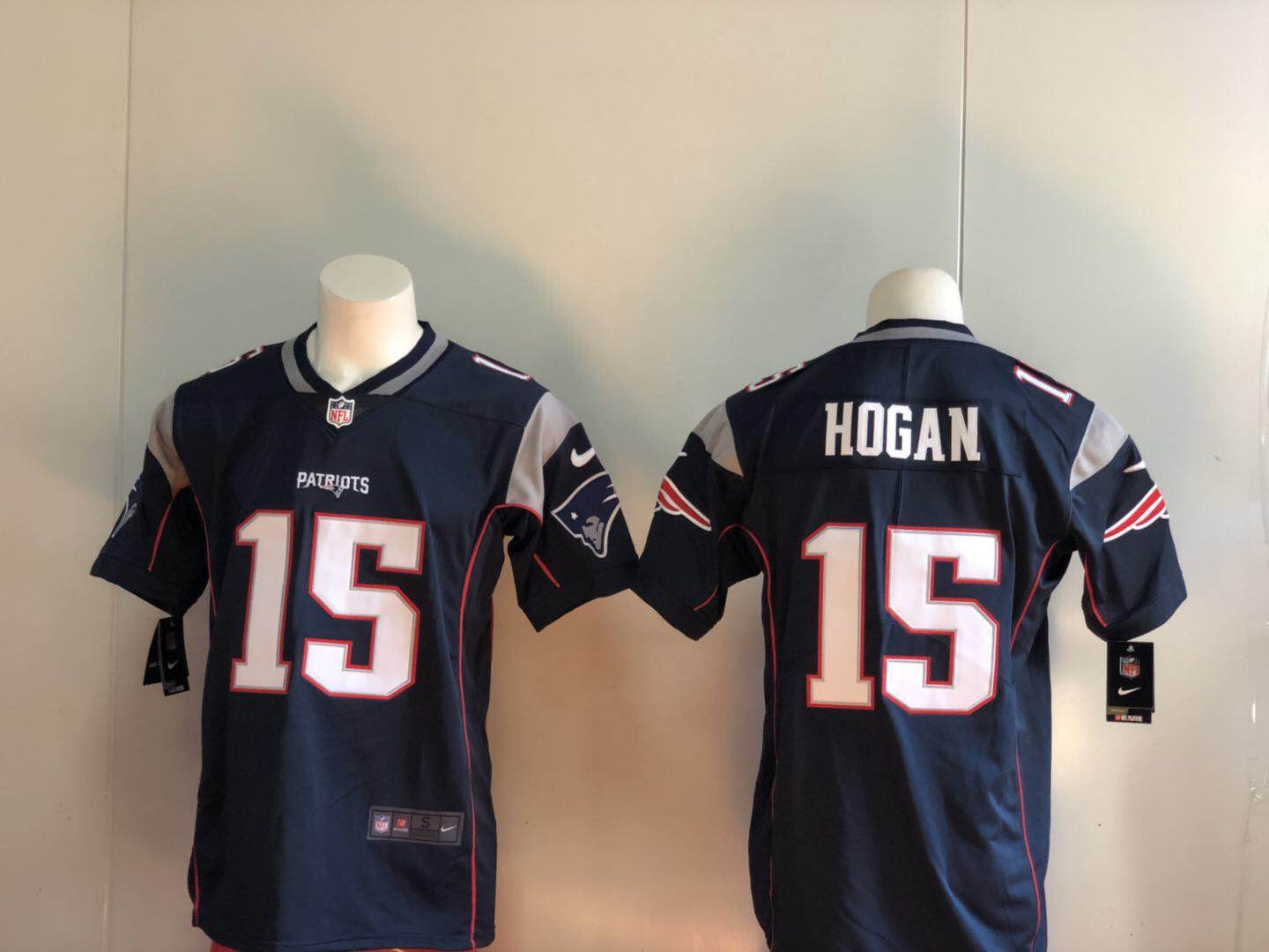 Nike Patriots 15 Chris Hogan Navy Vapor Untouchable Limited Men Jersey