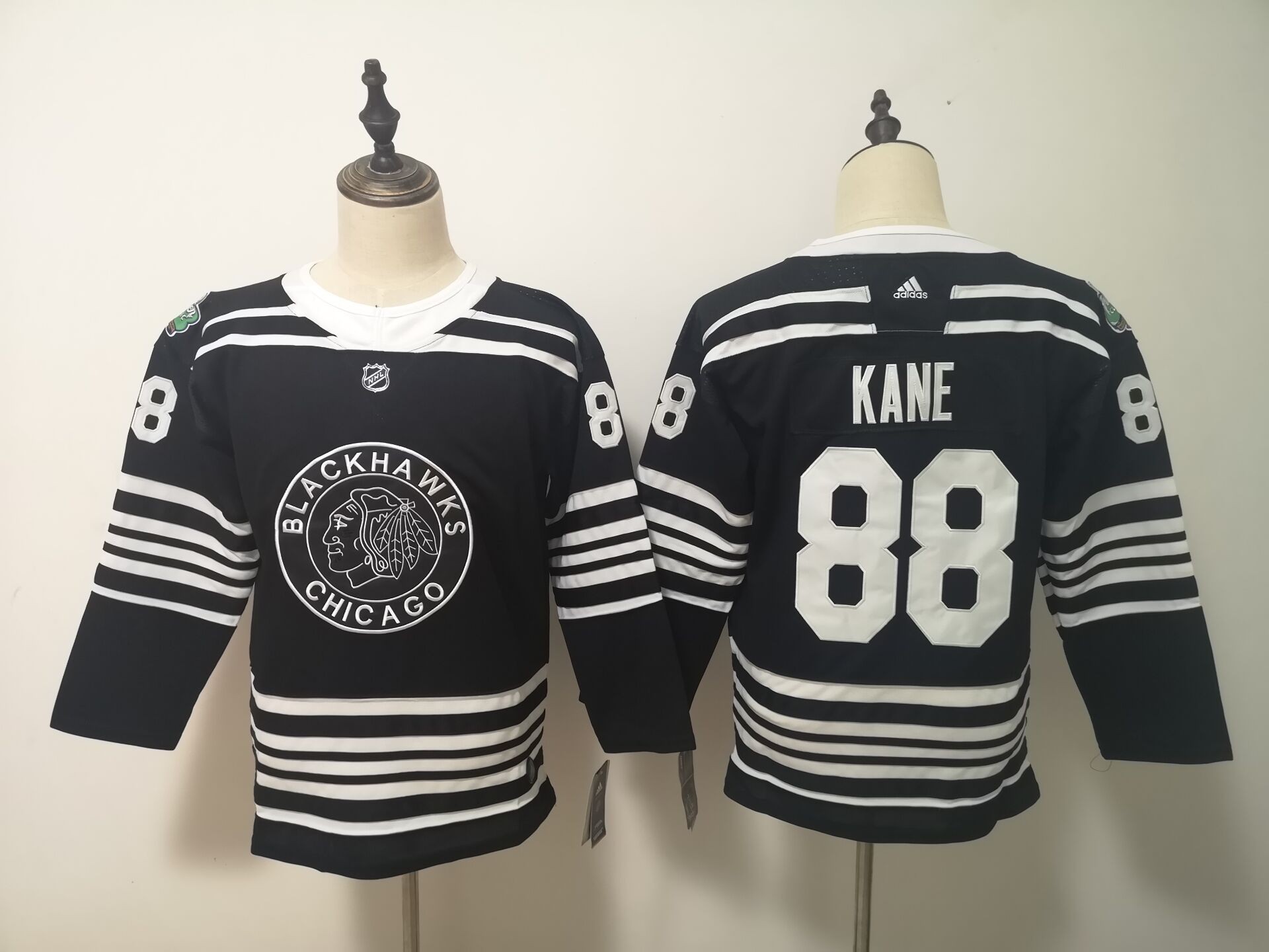 Blackhawks 88 Patrick Kane Black 2019 Winter Classic Youth Jersey