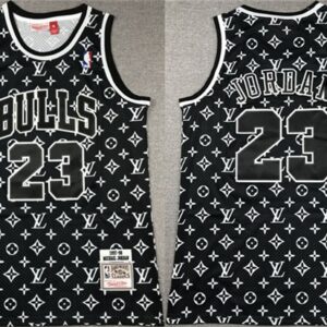 Bulls 23 Michael Jordan Black 1997-98 Throwback Men Jersey