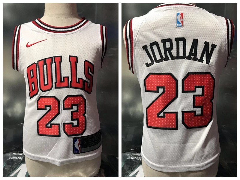 Bulls 23 Michael Jordan White Toddler Jersey