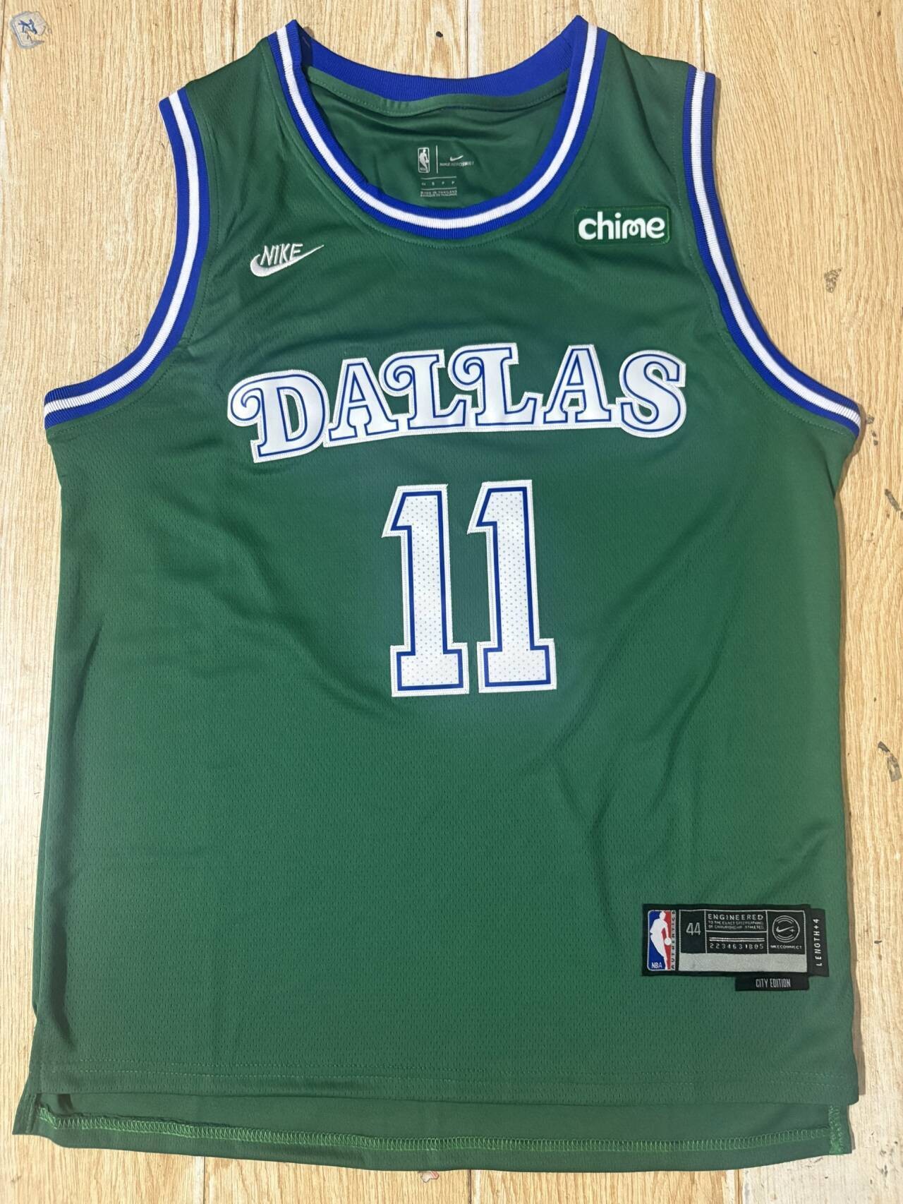 Mavericks 11 Kyrie Irving Green Men Jersey